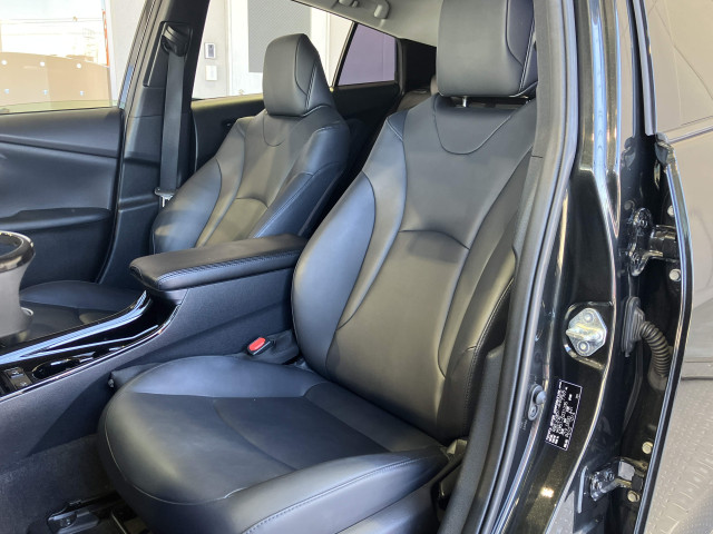 トヨタ プリウス 1.8 S ツーリングセレクション ブラックエディションの中古車