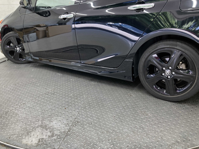 トヨタ プリウス 1.8 A プレミアム ツーリングセレクションの中古車