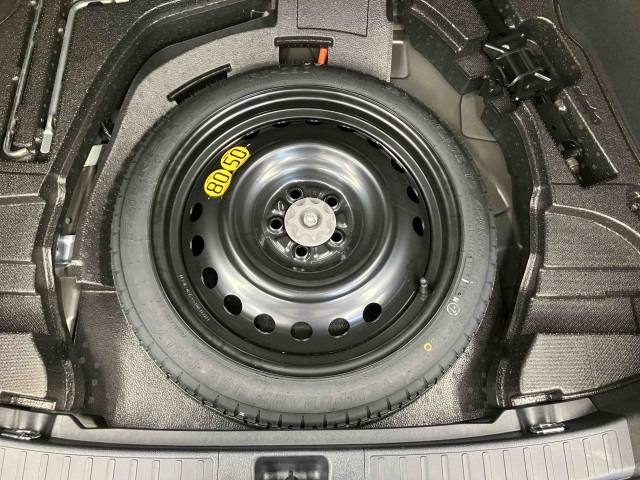 トヨタ プリウス 1.8 A プレミアム ツーリングセレクションの中古車
