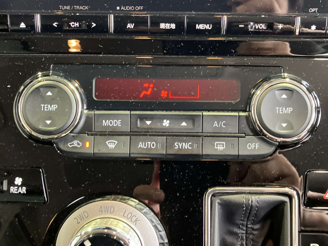 三菱 デリカD:5 2.2 P ディーゼルターボ 4WDの中古車