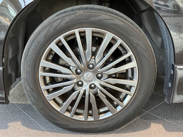 日産 エルグランド 2.5 250ハイウェイスターS アーバンクロムの中古車