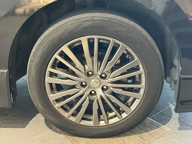 日産 エルグランド 2.5 250ハイウェイスターS アーバンクロムの中古車