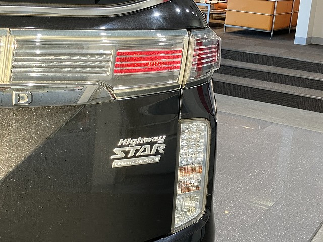 日産 エルグランド 2.5 250ハイウェイスターS アーバンクロムの中古車