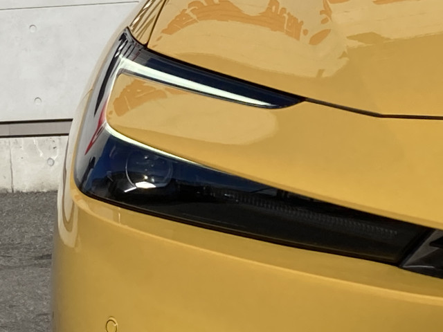 トヨタ プリウス 2.0 Zの中古車