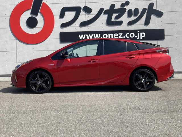 トヨタ プリウス 1.8 A プレミアム ツーリングセレクション 20thアニバーサリー リミテッドの中古車