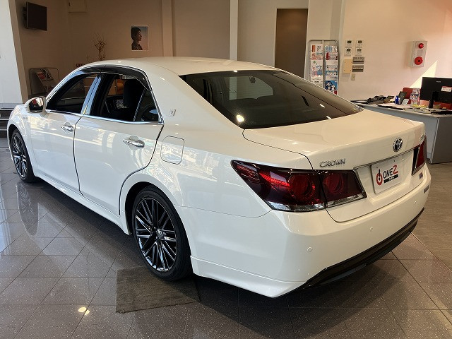 トヨタ クラウンアスリートハイブリッド ハイブリッド 2.5 S ブラックスタイルの中古車