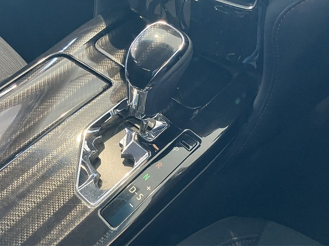 トヨタ クラウンアスリートハイブリッド ハイブリッド 2.5 S ブラックスタイルの中古車