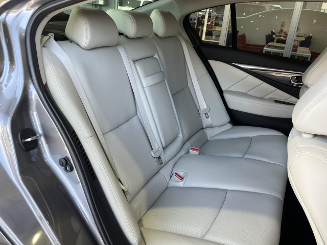 日産 スカイライン 3.5 ハイブリッド GT タイプSP 4WDの中古車