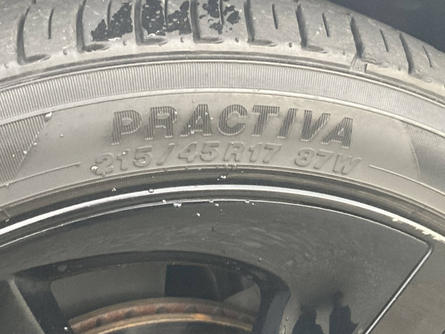トヨタ プリウス 1.8 S ツーリングセレクションの中古車