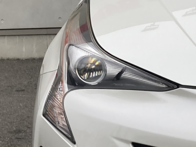 トヨタ プリウス 1.8 S ツーリングセレクションの中古車