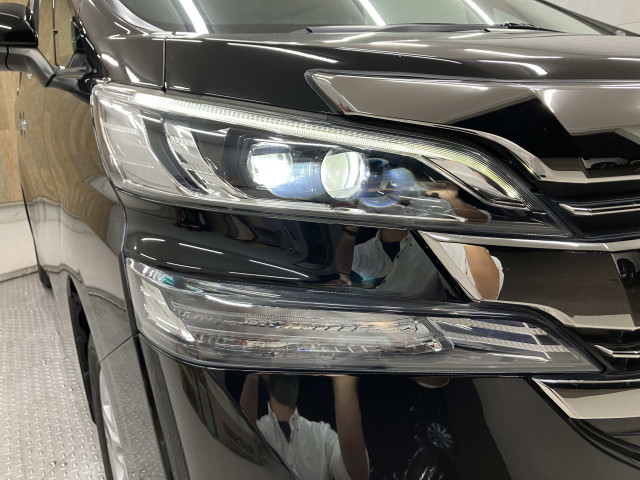 トヨタ ヴェルファイア X 8人乗りの中古車