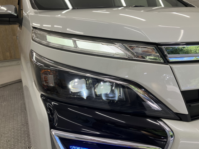 トヨタ ヴォクシー 2.0 ZS 煌の中古車