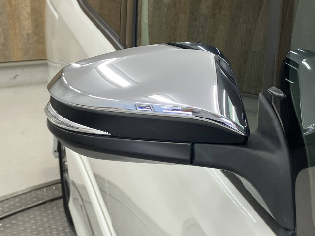 トヨタ ヴォクシー 2.0 ZS 煌の中古車
