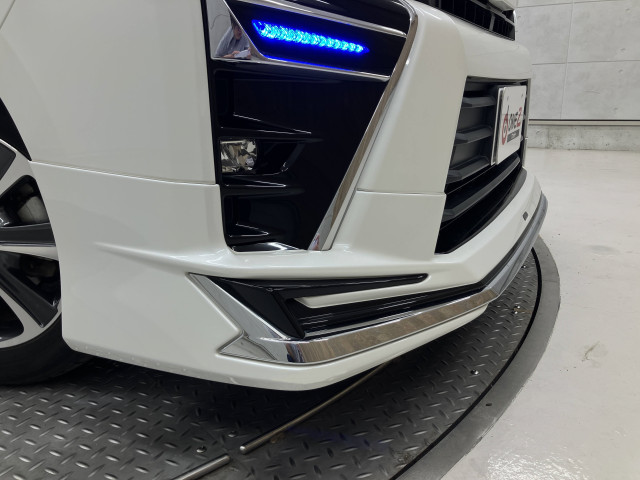 トヨタ ヴォクシー 2.0 ZS 煌の中古車