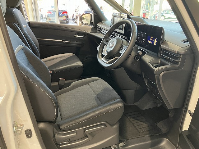 日産 セレナ 2.0 ハイウェイスターVの中古車