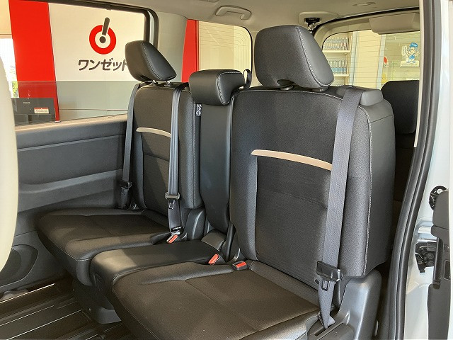 日産 セレナ 2.0 ハイウェイスターVの中古車