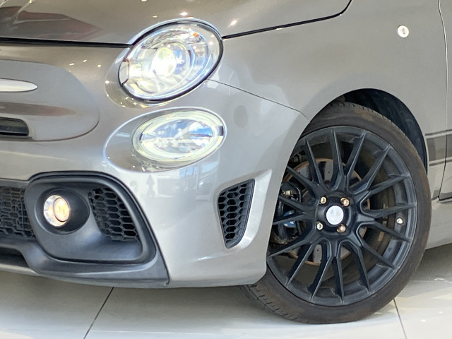 アバルト 595 ツーリズモの中古車