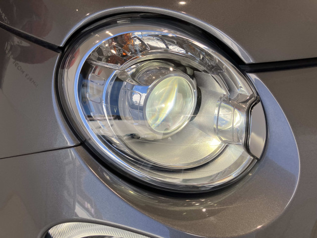 アバルト 595 ツーリズモの中古車