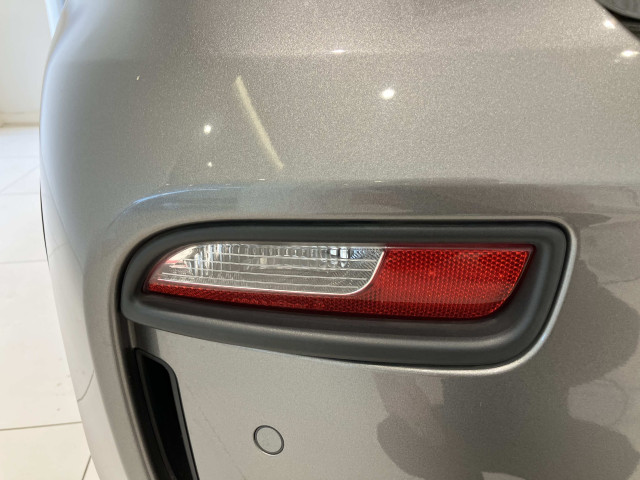 アバルト 595 ツーリズモの中古車