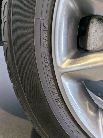ジープ グランドチェロキー リミテッド 4WDの中古車