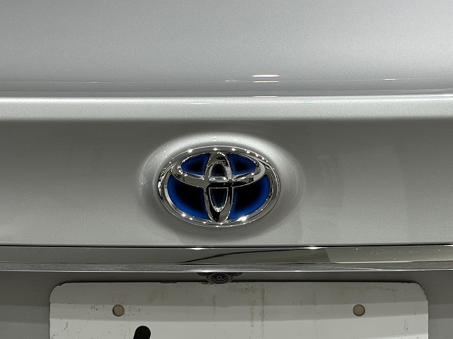 トヨタ クラウン ハイブリッド 2.5 S Four Cパッケージ 4WDの中古車