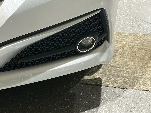 トヨタ クラウン ハイブリッド 2.5 S Four Cパッケージ 4WDの中古車