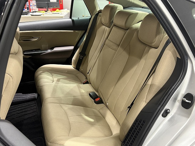 トヨタ クラウン ハイブリッド 2.5 S Four Cパッケージ 4WDの中古車