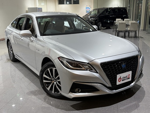 トヨタ クラウン ハイブリッド 2.5 S Four Cパッケージ 4WDの中古車