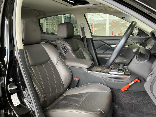 日産 シーマ 3.5 VIP Gの中古車