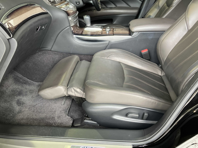 日産 シーマ 3.5 VIP Gの中古車