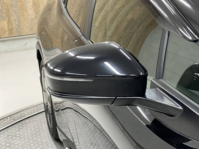 トヨタ プリウス U (ハイブリッド)の中古車