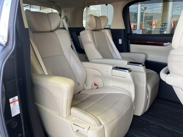 トヨタ ヴェルファイア 3.5 VLの中古車