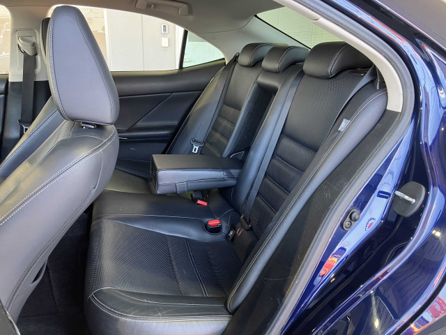 レクサス IS 250 バージョンLの中古車