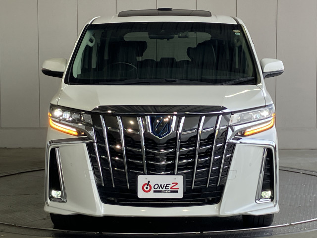 トヨタ アルファード ハイブリッド 2.5 SR Cパッケージ E-Four 4WDの中古車
