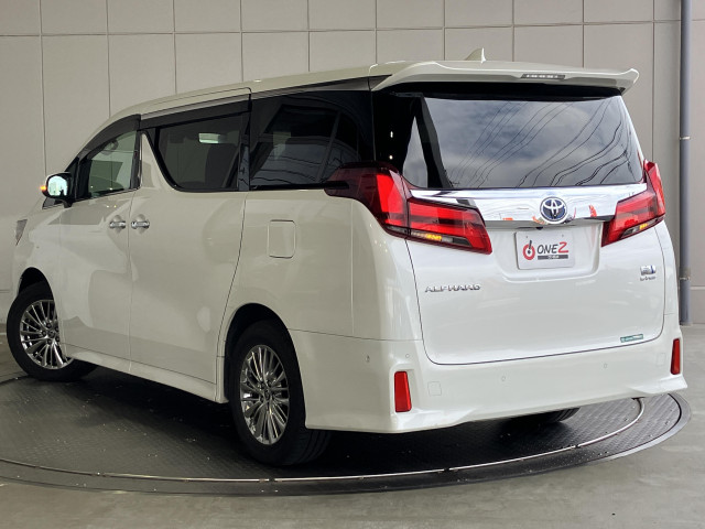 トヨタ アルファード ハイブリッド 2.5 SR Cパッケージ E-Four 4WDの中古車