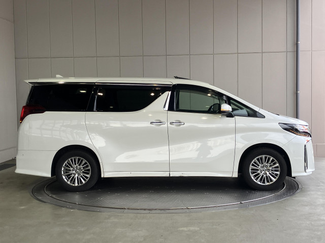 トヨタ アルファード ハイブリッド 2.5 SR Cパッケージ E-Four 4WDの中古車