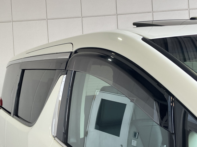 トヨタ アルファード ハイブリッド 2.5 SR Cパッケージ E-Four 4WDの中古車