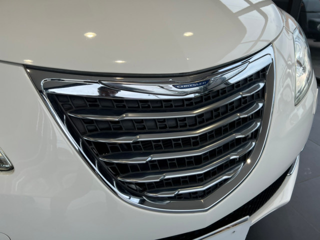 クライスラー クライスラー イプシロン プラチナの中古車
