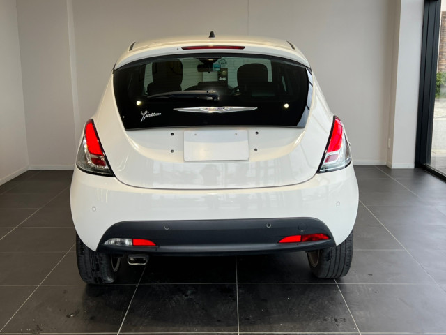 クライスラー クライスラー イプシロン プラチナの中古車