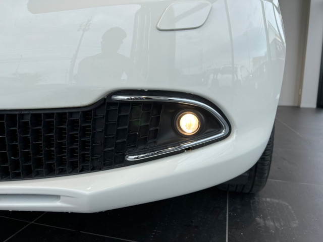 クライスラー クライスラー イプシロン プラチナの中古車