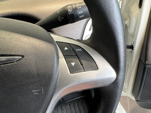 クライスラー クライスラー イプシロン プラチナの中古車